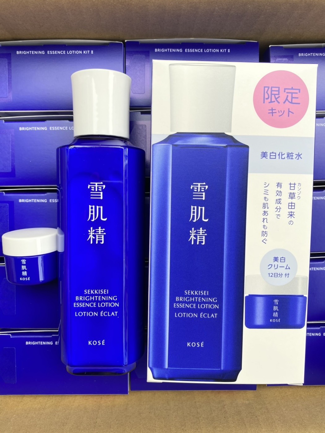 Kose Sekkisei Brightening Essence Lotion 200 ml. + Brightening Cream 10 g.