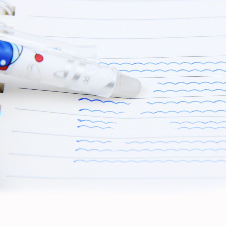 ⭐ปากกาลบได้⭐🌈supper cartoon ไส้สีน้ำเงิน 0.5mm 📌คละลายตามแบบ ด้ามละ 4-5บาท✔️พร้อมส่งOhwowshop ลบได้ เครื่องเขียน