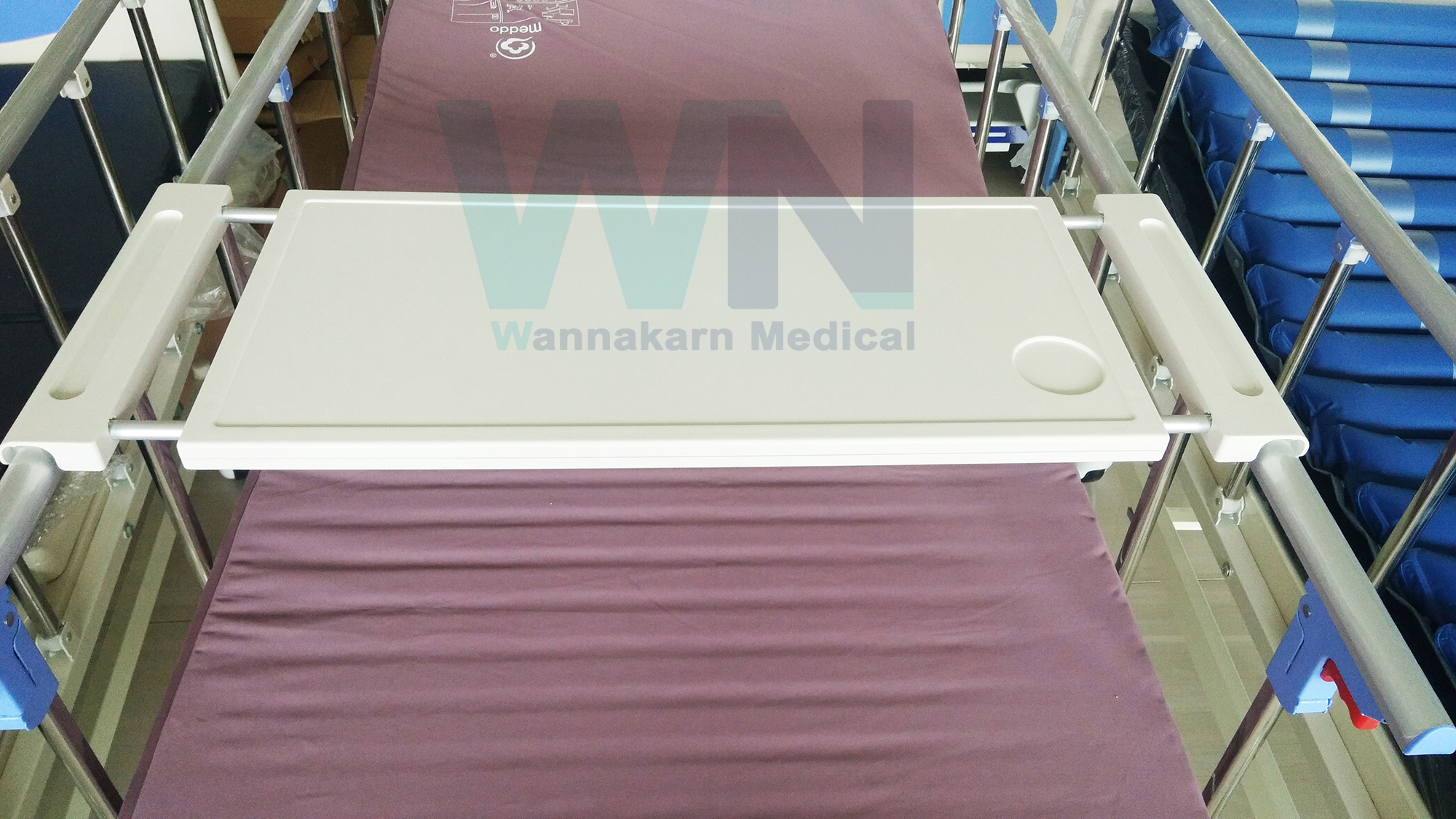 ถาดคร่อมเตียง สำหรับราวสไลด์