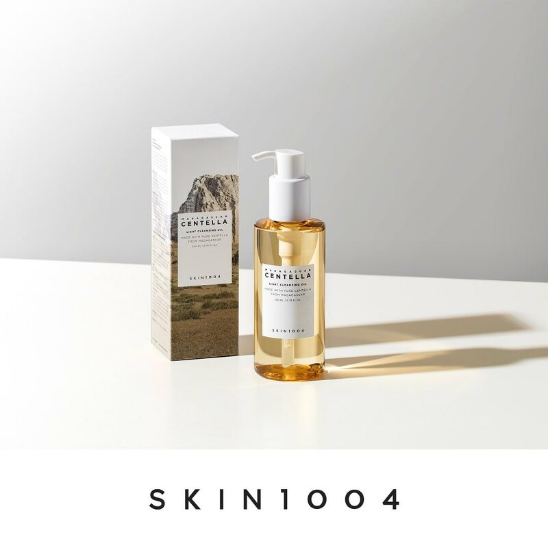 SKIN1004 Madagascar Centella Light Cleansing Oil 200 ml.
