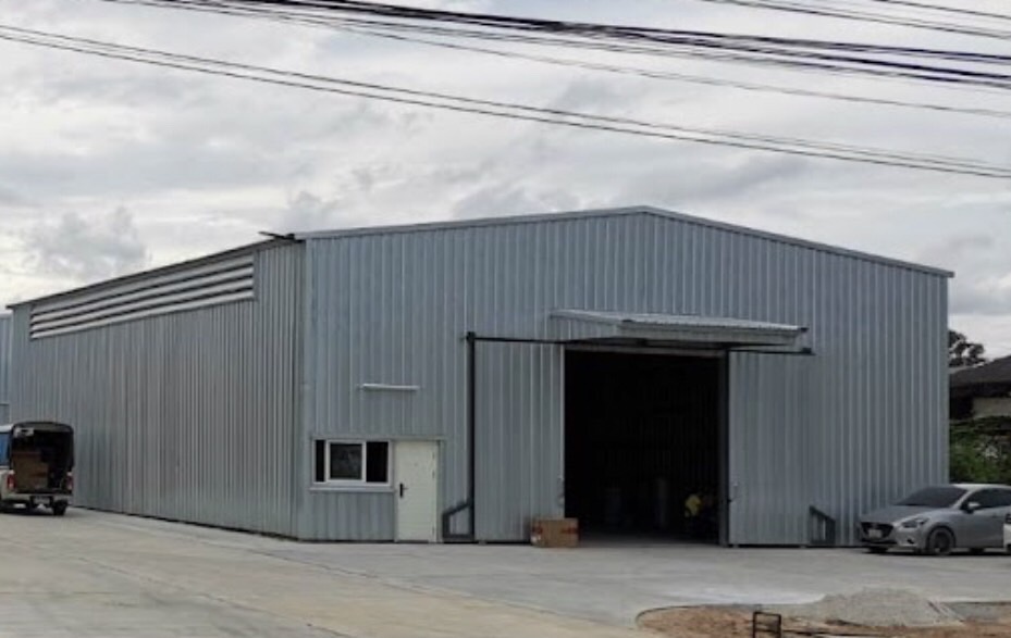 โกดังสำเร็จรูป บ้านค่าย ระยอง 300 ตรม.R03A มีออฟฟิศ1ห้อง ห้องน้ำ2ห้อง