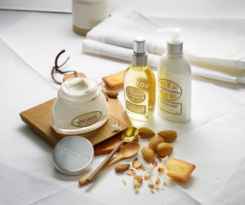 L'Occitane Almond Milk Concentrate 200 ml.