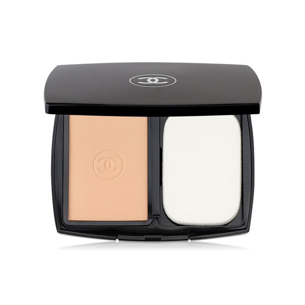 CHANEL Le Teint Ultra Tenue Ultrawear Flawless Compact Foundation Matte SPF15 13 g. #B20