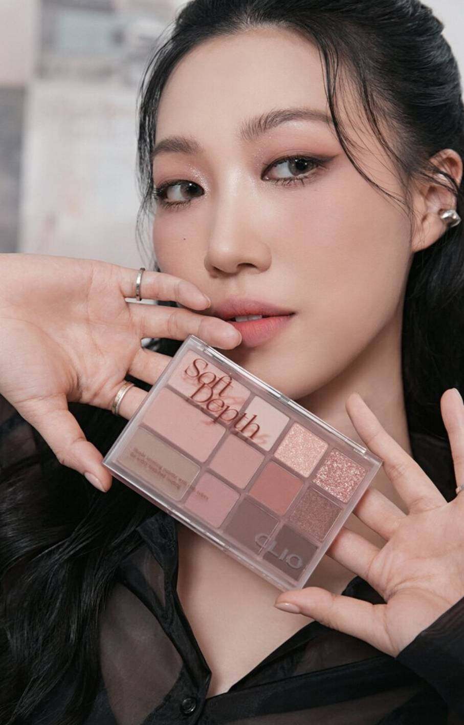 CLIO Shade & Shadow Palette #Soft Depth