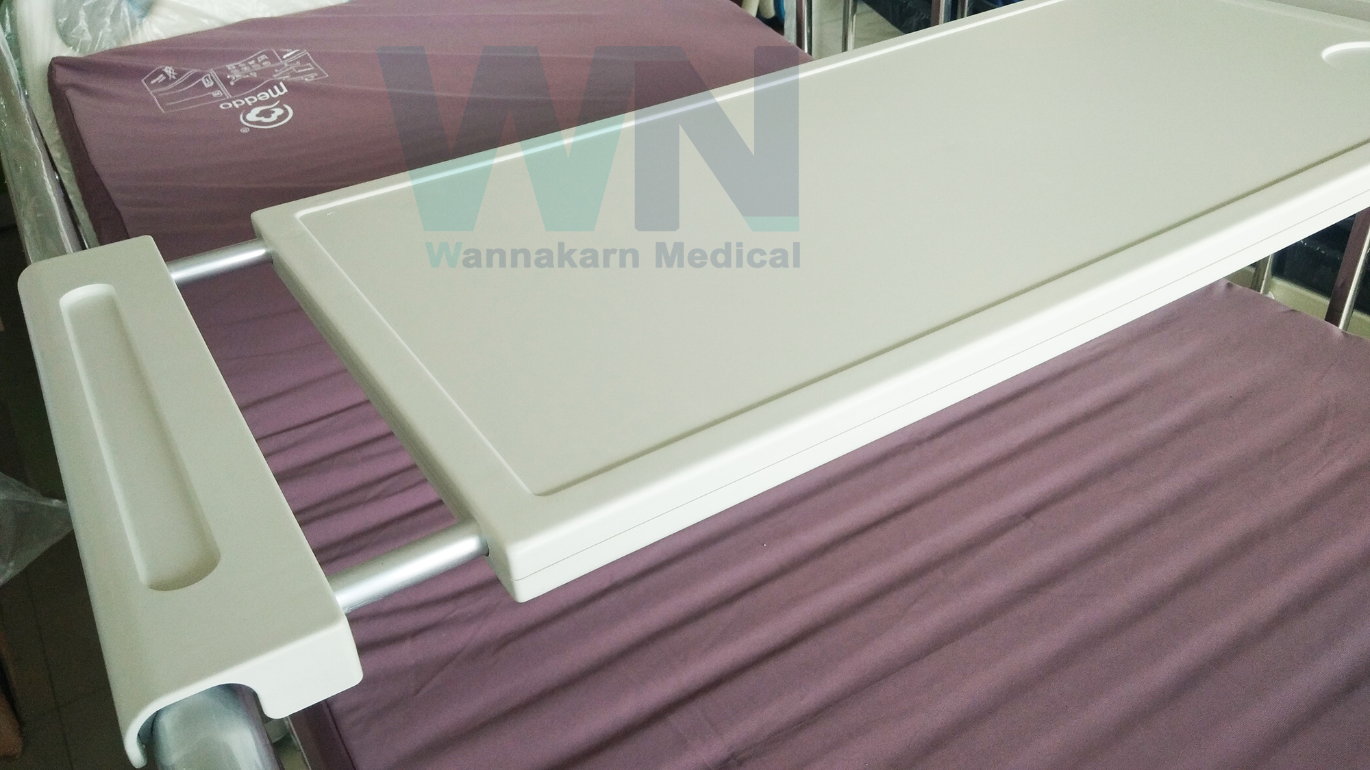 ถาดคร่อมเตียง สำหรับราวสไลด์