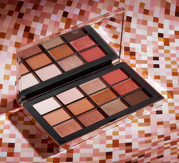 Nars issist Wanted Eyeshadow Palette