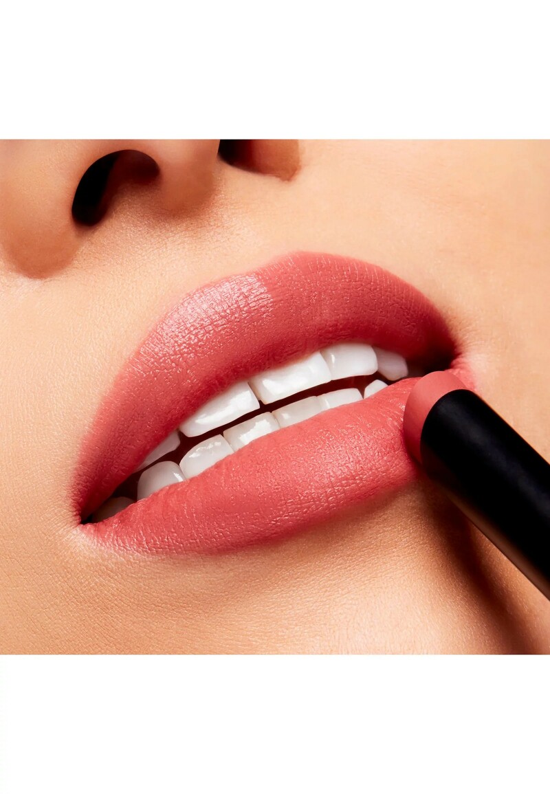 M.A.C Powder Kiss Velvet Blur Slim Stick 2 g #Brickthrough