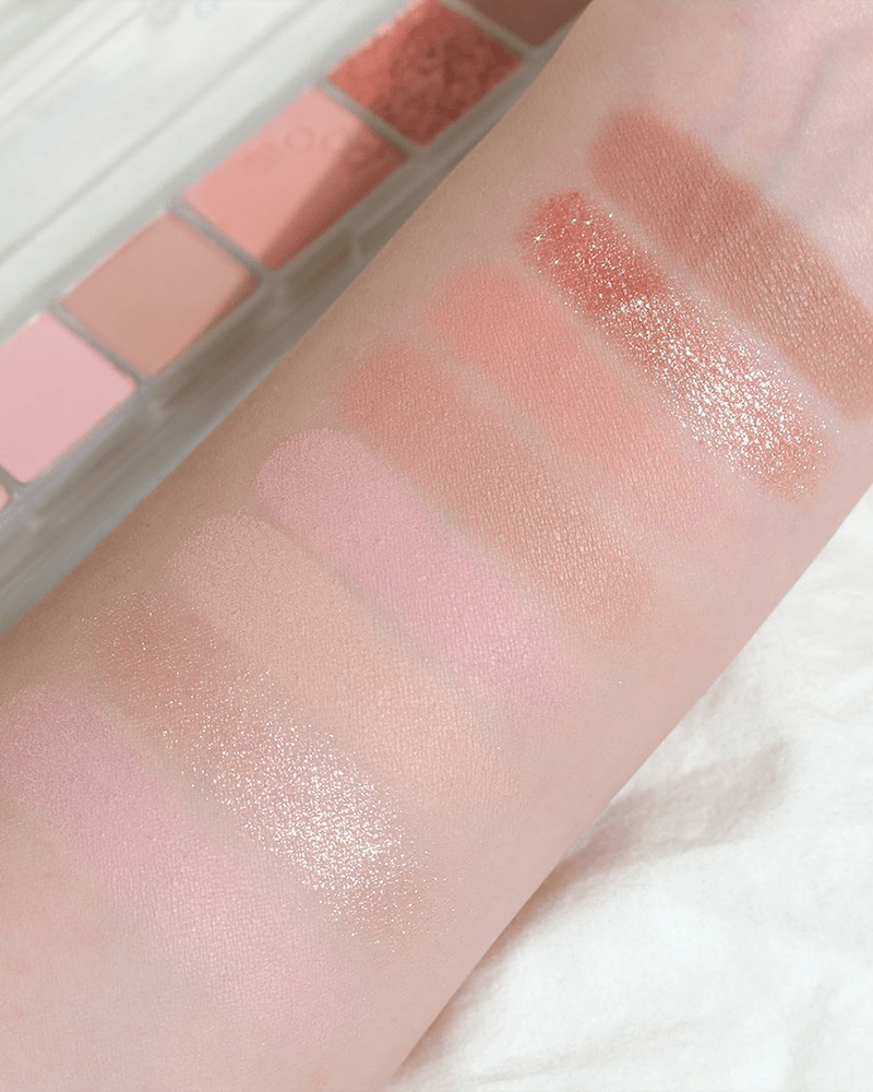 Peripera All Take Mood Palette #05 Whisper of Milky Spring