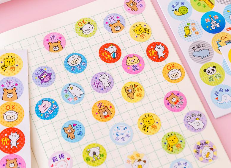 ⭐สติกเกอร์วงกลมลายการ์ตูน 4 แถว⭐เสริมทักษะ(เลือกแบบสินค้า)แผ่นละ 1 บาท✔️พร้อมส่ง Ohwowshop สติ๊กเกอร์ สวยงาม ราคาถูก เครื่องเขียน