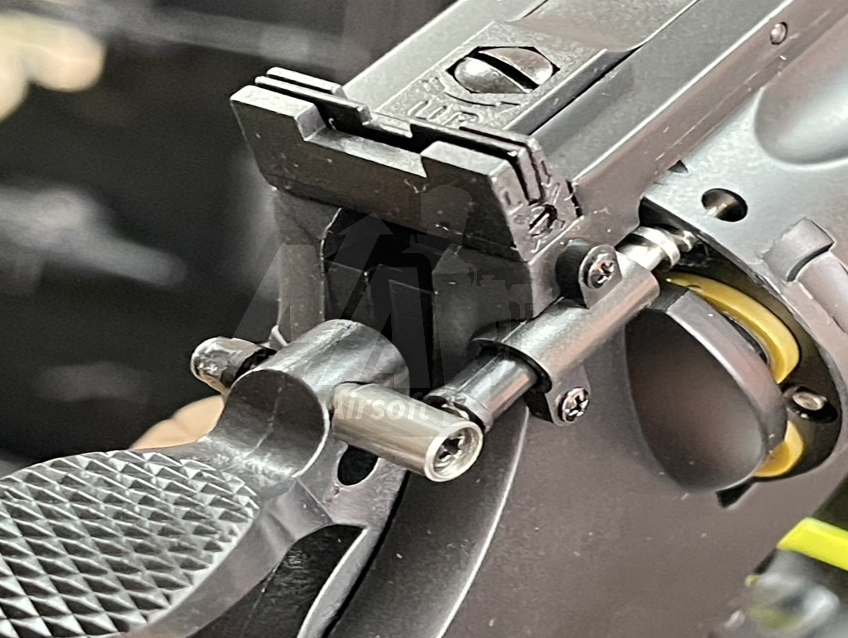 CROWN COLT PYTHON .357 6 INCH (มือสอง)