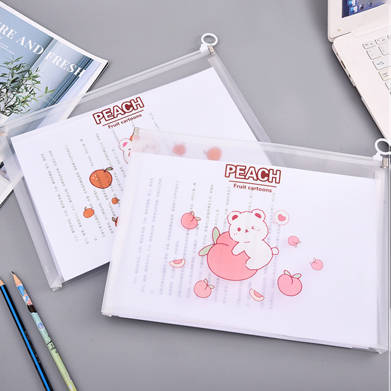 🌈ซองใส่เอกสาร🌈แฟ้มเอกสาร A4 ซิปห่วง ลาย Strawberry Rabbit 33x24.5cm📌เลือกลาย ราคา 18 บาท✅Ohwowshop เอกสาร สำนักงาน แฟ้ม ซองเครื่องเขียน