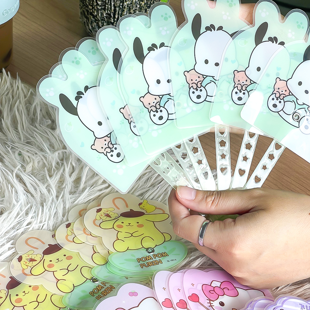 🌈พัดจีน ลายการ์ตูน ซานริโอ้🌈หลากสี📌สินค้าเลือกลาย✔️พร้อมส่งสินค้าไทย พัด การ์ตูน ลายการ์ตูน