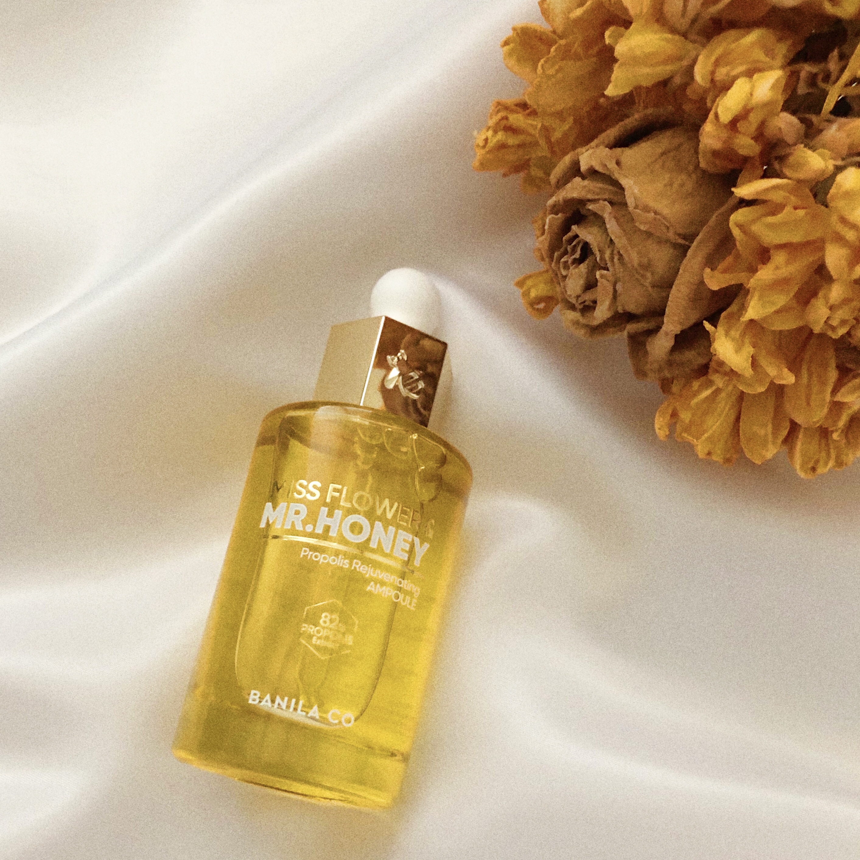 Banila Co Miss Flower & Mr Honey Propolis Rejuvenating Ampoule 50 ml.