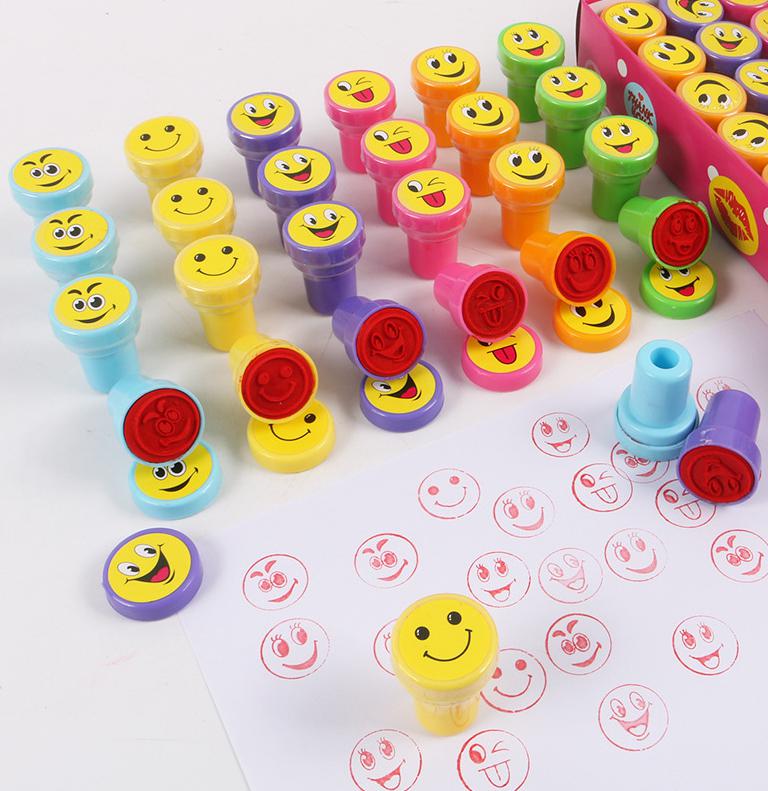 🌈⭐ตัวปั๊มการ์ตูน ตัวอักษร ตัวแสตมป์หมึกในตัว ชิ้นละ 4 บาท 📌เลือกแบบสุ่มตามแบบ ✅พร้อมส่ง Ohwowshop ตัวปั๊มการ์ตูน ไฮไล หมึกสี เครื่องเขียน เด็กเล็ก