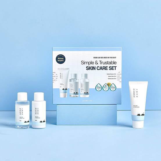 ROUND LAB 1025 Dokdo On The Go Kit Simple & Trustable Skin Care Set