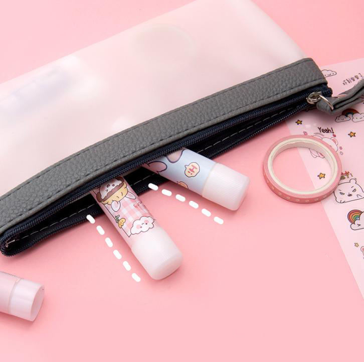 🌈กาวแข็งลายการ์ตูน🌈ปลอดสารพิษ ชิ้นละ 4 บาท ✔️พร้อมส่ง (🎲คละลาย) Ohwowshop กาว เครื่องเขียน