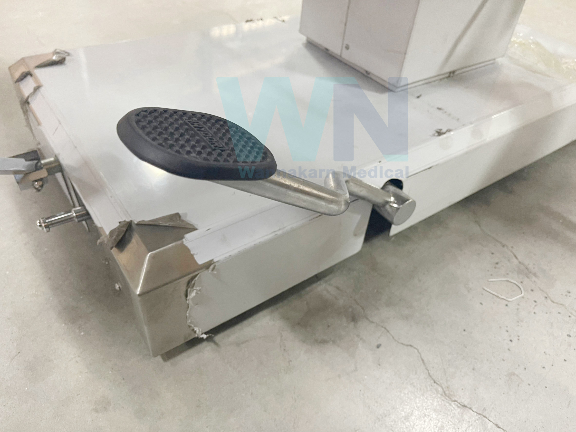 เตียงตรวจนารีเวช Gynecology Examination Bed B-45