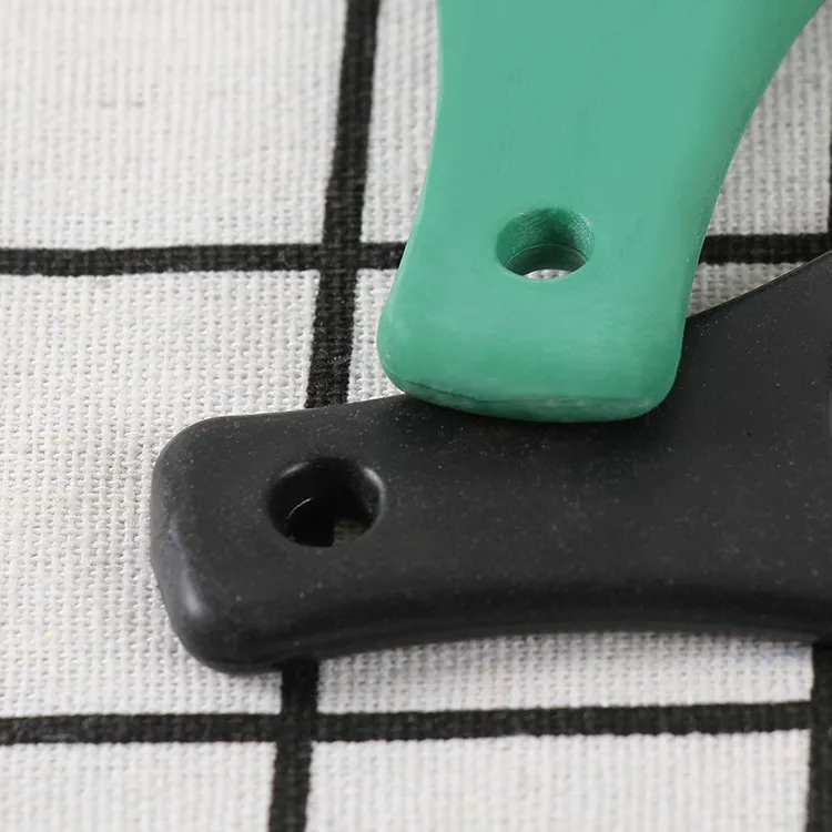 🍾ที่เปิดขวดพลาสติก🔴ชนิดแบบบาง หลากสี size:9.5x4.7ซม ราคา 2บาท/ชิ้น📌เลือกสี✅พร้อมส่งในไทย ที่เปิดฝาขวดสแตนเลส เปิดขวด น้ำอัดลม โซดา เบียร์ ที่งัดฝา