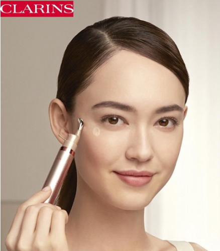 Clarins Facial Lift Tightening & Anti-puffiness Eye Concentrate 15 ml.