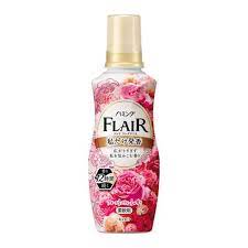 Kao Flair Fragrance Softener 520 ml. #Floral Sweet กลิ่นกุหลาบ พีช ราสเบอร์รี่ แทรกด้วยความอบอุ่นของวานิลลา