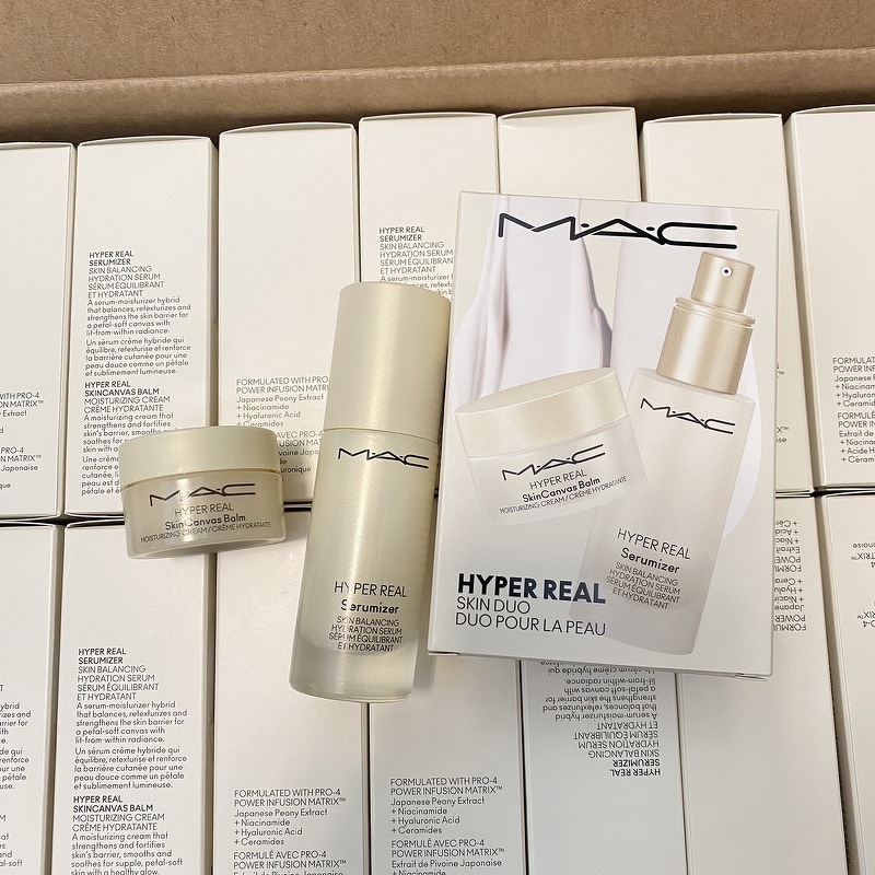 M.A.C Hyper Real Skin Duo