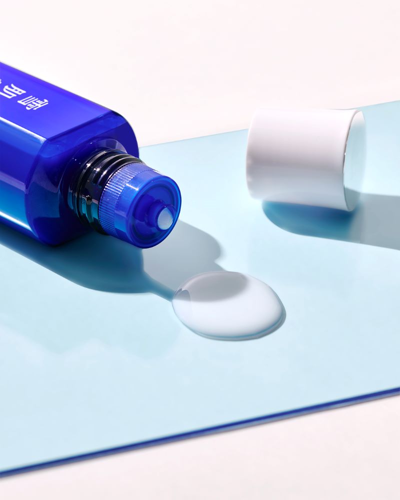 NEW ! Kose Sekkisei Brightening Essence Lotion 30 ml.