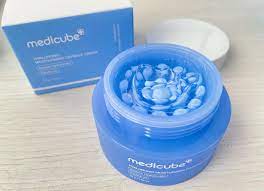 MEDICUBE Hyaluronic Moisturizing Capsule Cream 55 g.