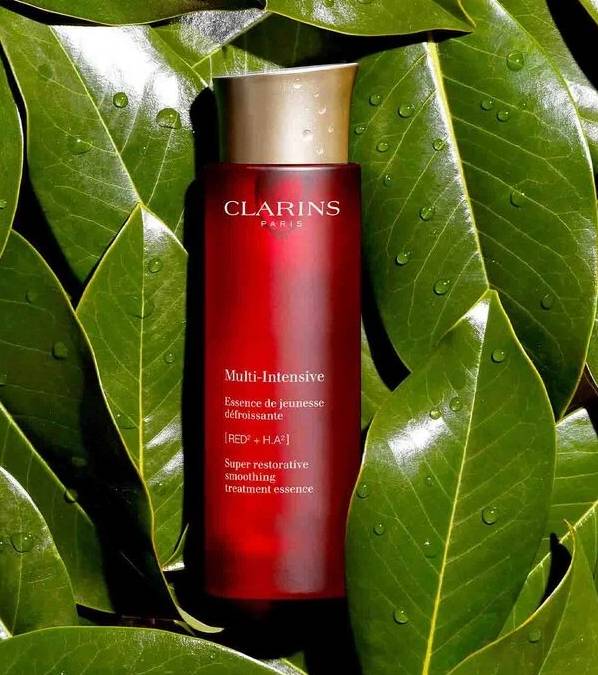 Clarins Multi-Intensive Super Restorative Smoothing Treatment Essence 200 ml.