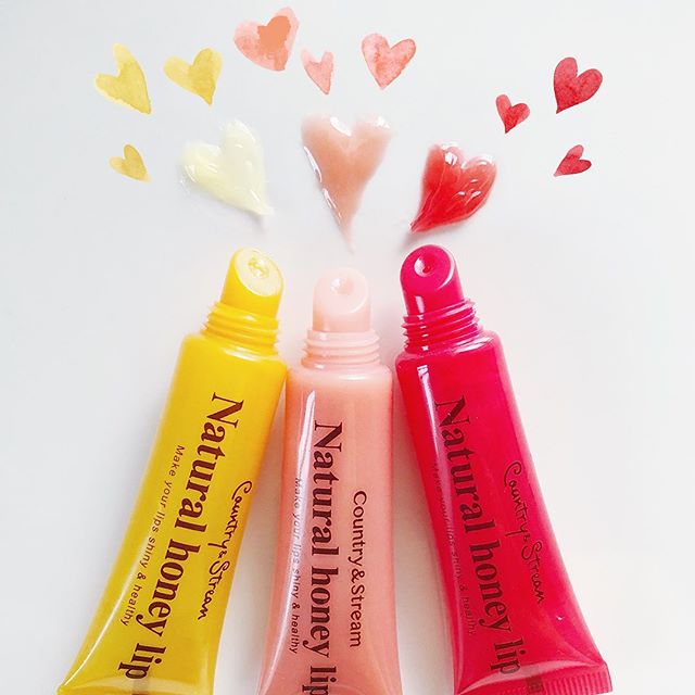 Country & Stream Natural Honey Lip For Lovely Plump Lips 10 g. (สีชมพูอ่อน)