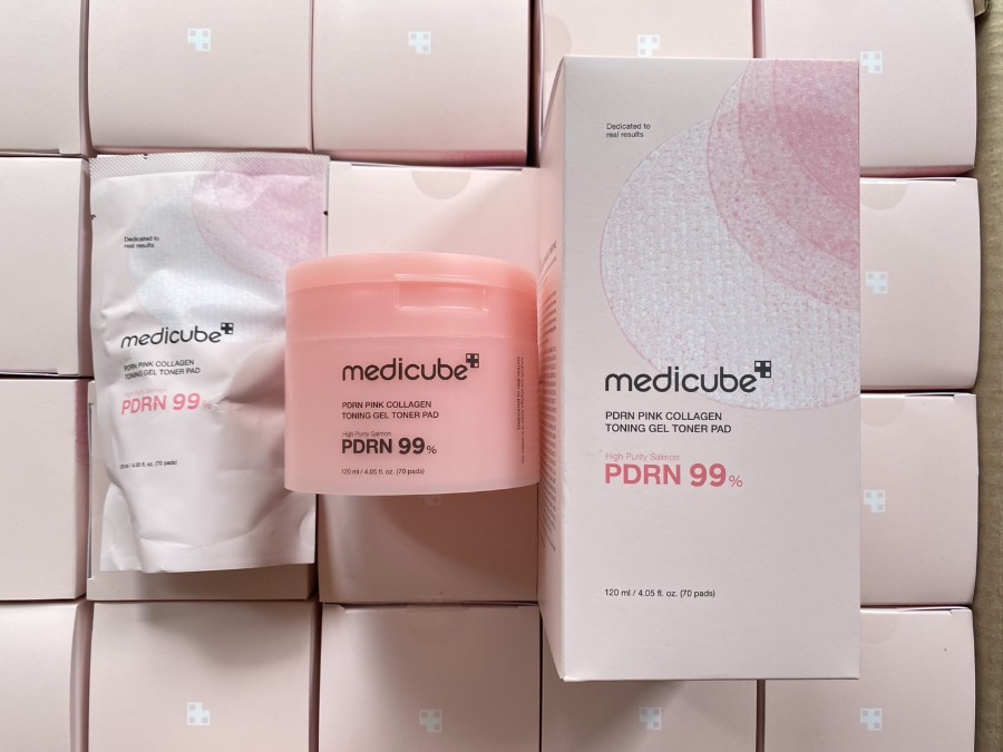 MEDICUBE PDRN Pink Collagen Toning Gel Toner Pad 70 Pads
