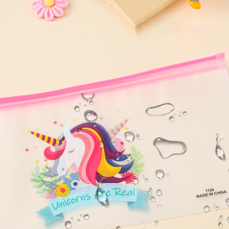 🌈🎒กระเป๋าใส่เครื่องเขียน⭐ลายการ์ตูนสุดปัง 11x23.5 cm📌เลือกลาย✅พร้อมส่งในไทย เครื่องเขียน กระเป๋า กระเป๋าดินสอ
