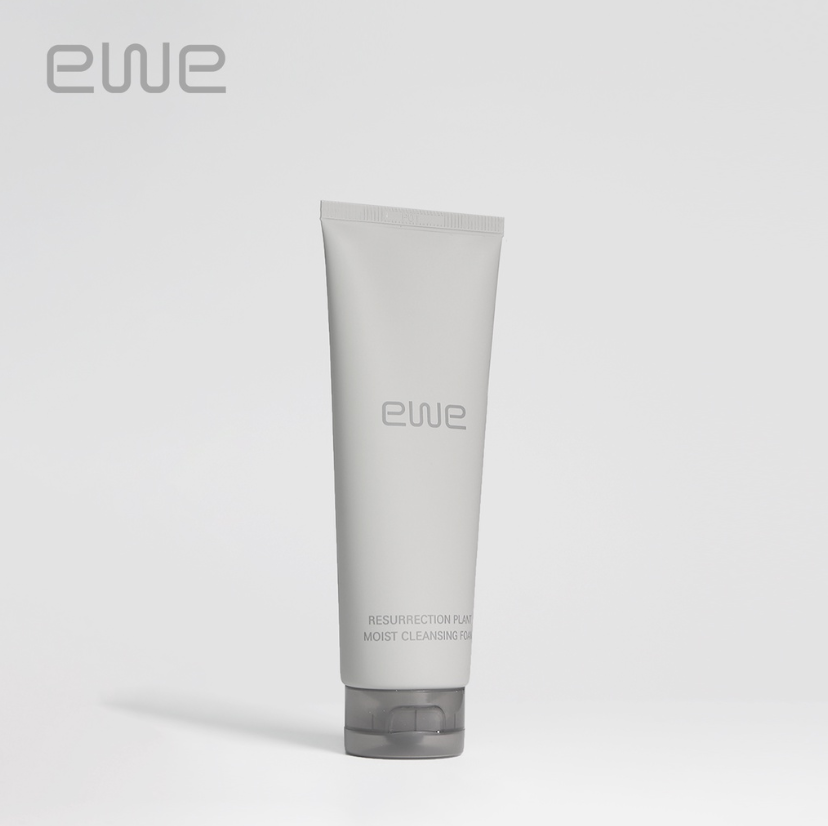 EWE Resurrection Plant Moist Cleansing Foam 100 ml.