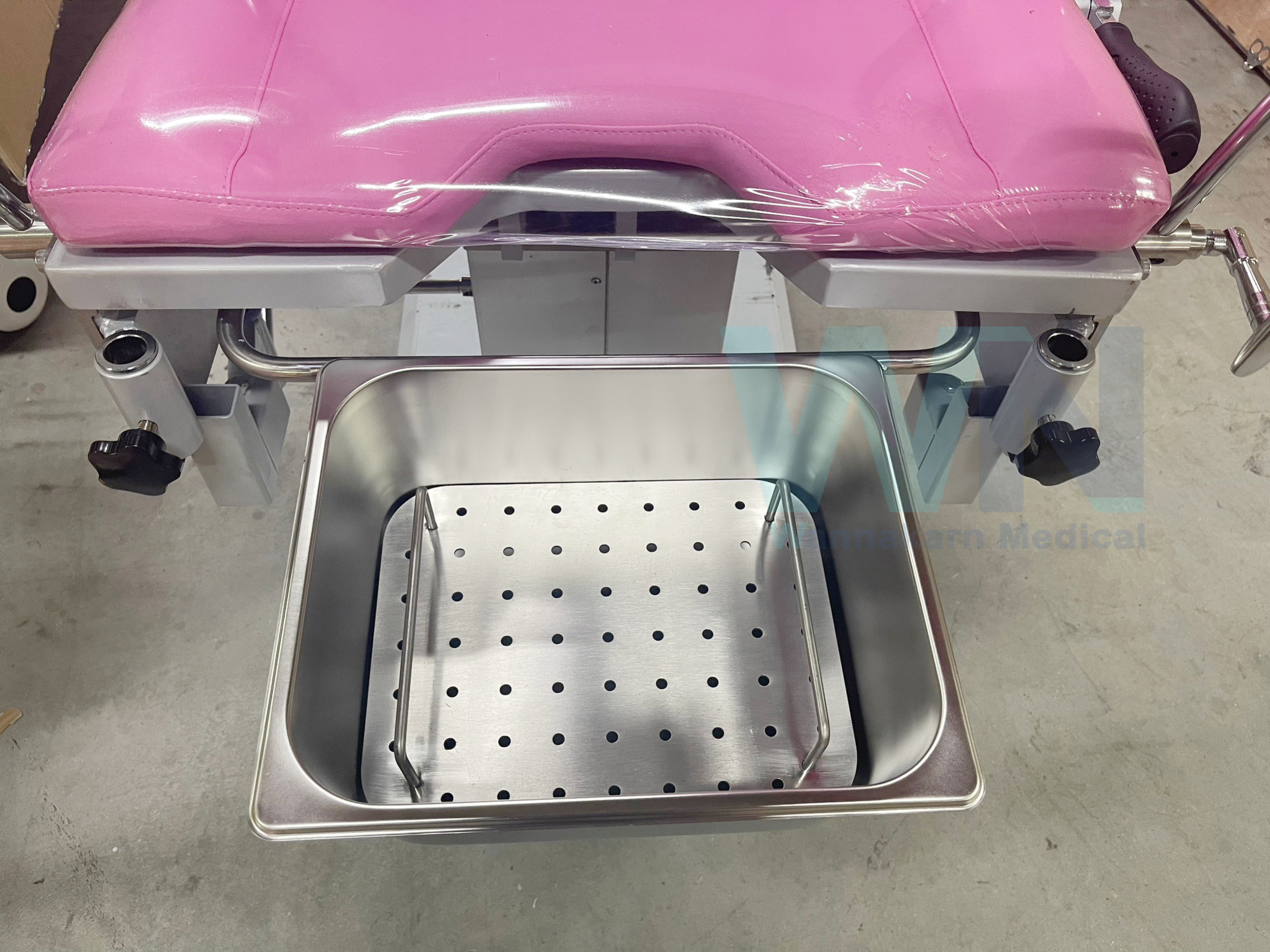 เตียงตรวจนารีเวช Gynecology Examination Bed B-45