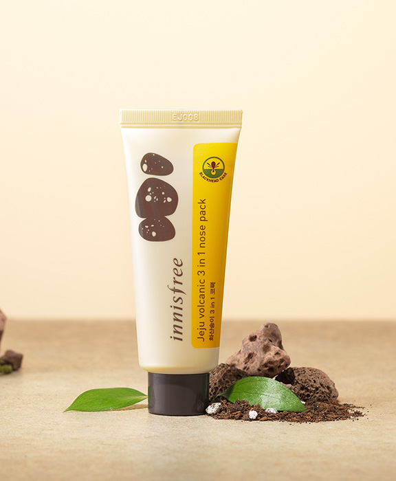 Innisfree Jeju Volcanic 3 in 1 Nose Pack