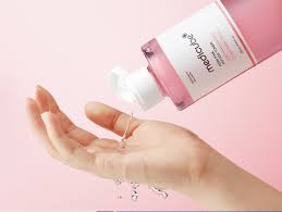 MEDICUBE PDRN Pink Cica Soothing Toner 250 ml.