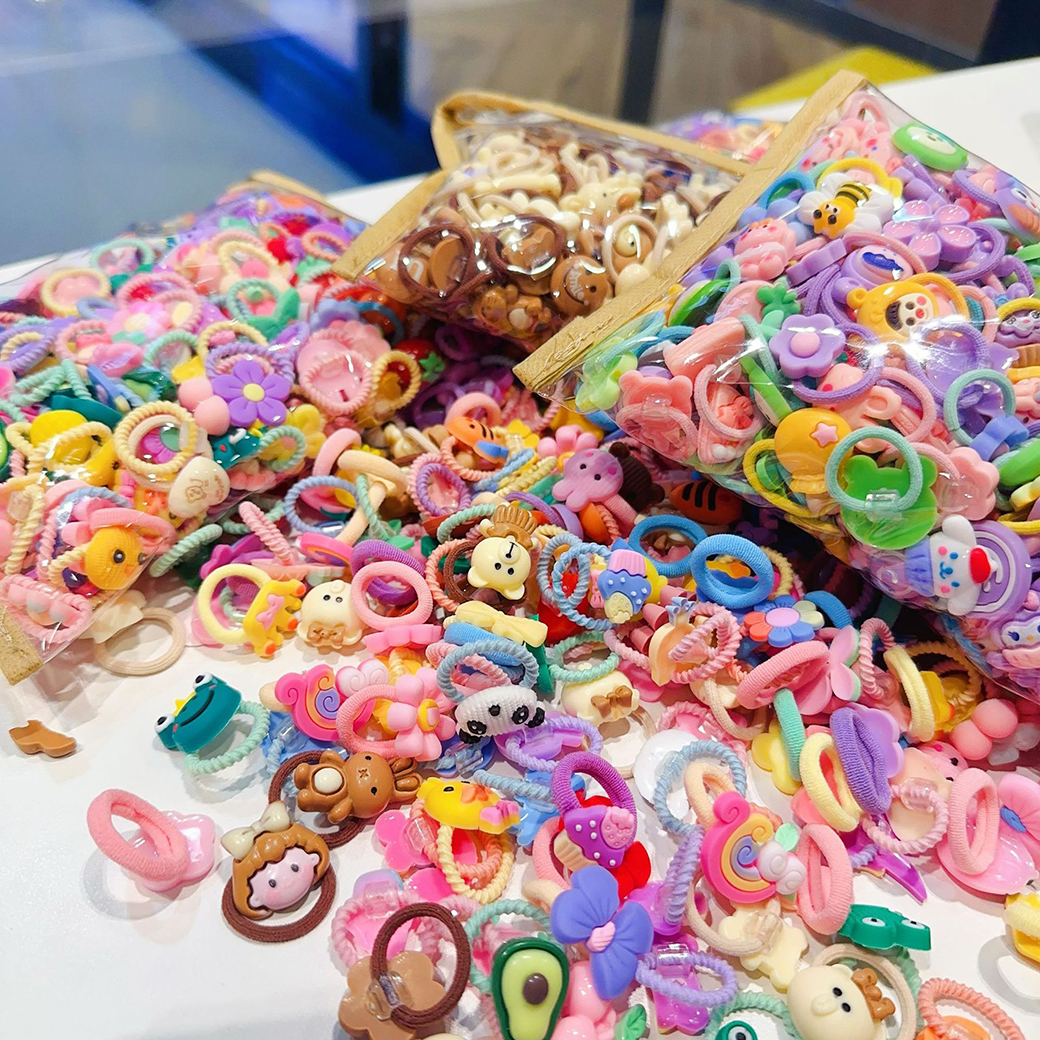 🌈ยางรัดผมจิ๋ว🌈🩷ตัวการ์ตูน แฟนซี💙เส้นละ 1 บาท🧡สุ่มลายตามแบบ✔️พร้อมส่งในไทย กิ๊ฟช็อป ยางผูกผม ยางมัดผม หนังยางรัดผม