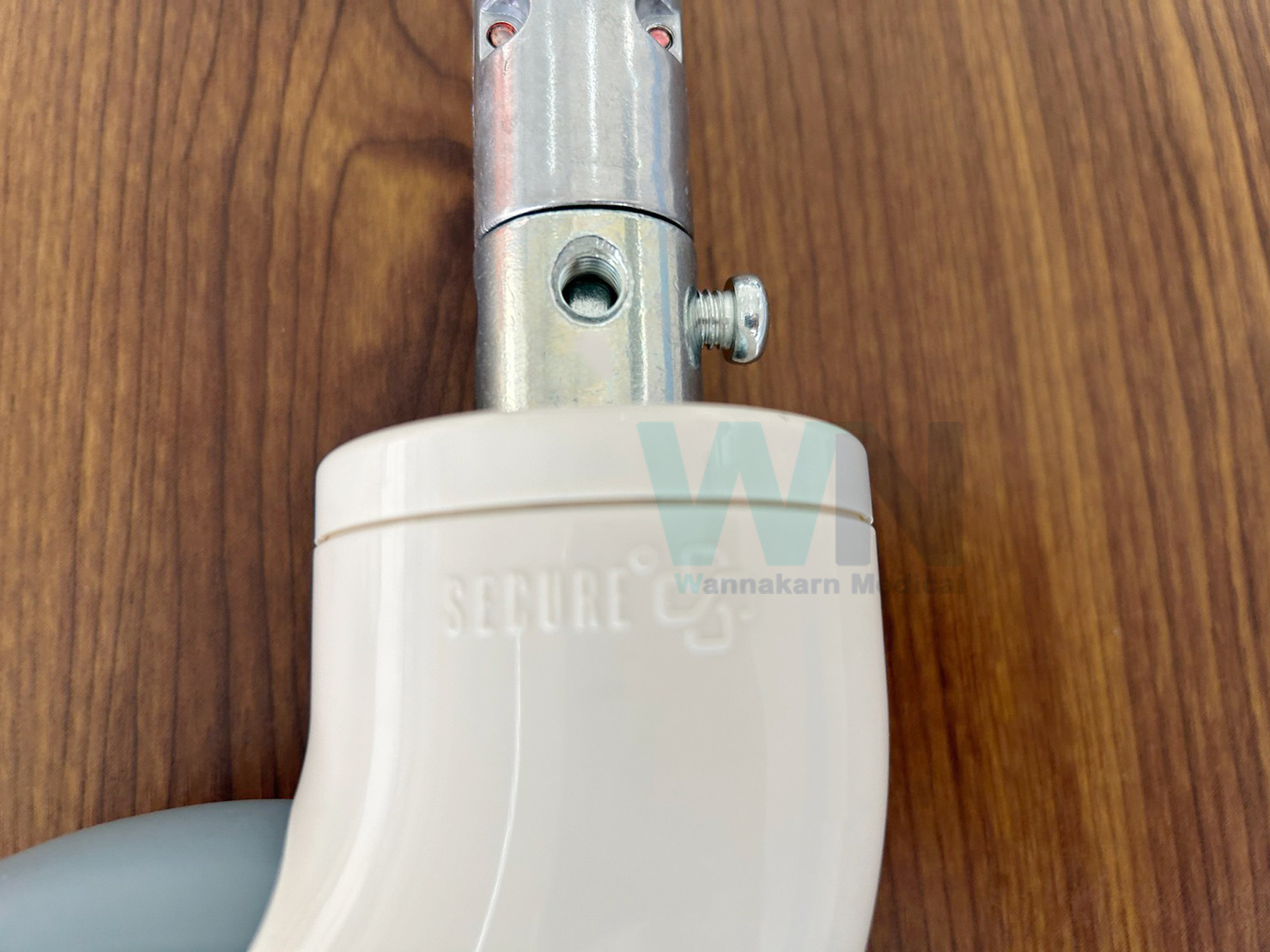 ลูกล้อ ขนาด 6 นิ้ว แกนยาว ระบบล็อค 2 ระบบ (ล็อค/ปลดล็อค)