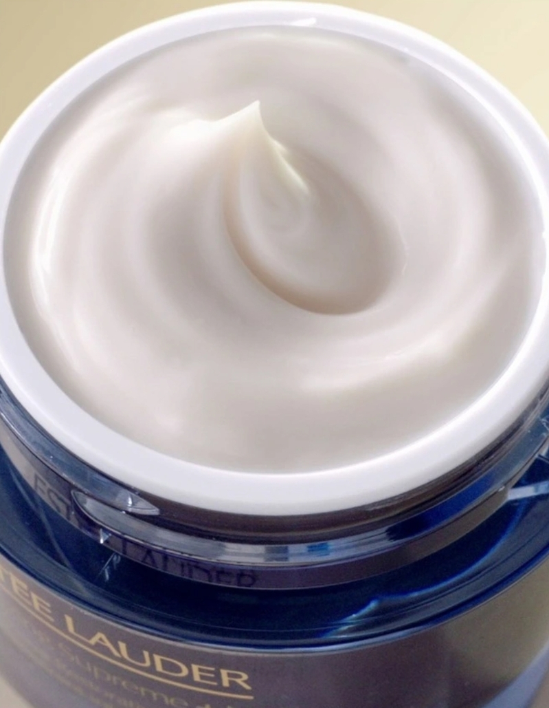 Estee Lauder Revitalizing Supreme+ Night Intensive Restorative Creme 75 ml.