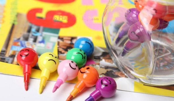 ดินสอสีเปลี่ยนไส้ ใบหน้าหลากหลายอารมณ์ แท่งละ 5 บาท Ohwowshop