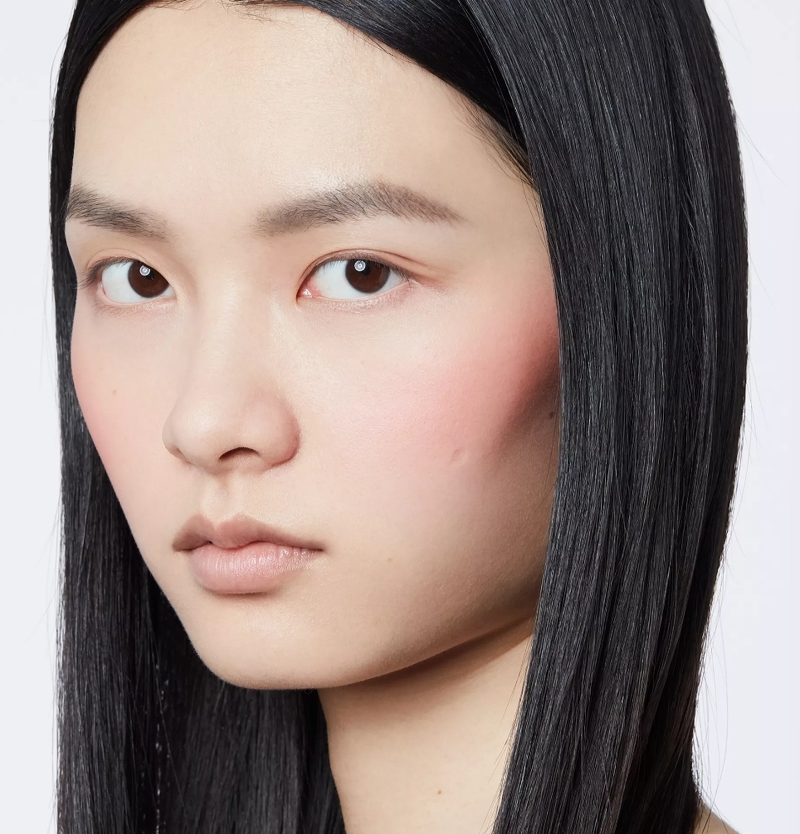 Gucci Beauty Blush De Beauté 5.5 g. #03 Radiany Pink