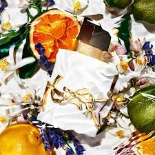 YSL Libre L'Eau Nue Parfum de Peau 50 ml.