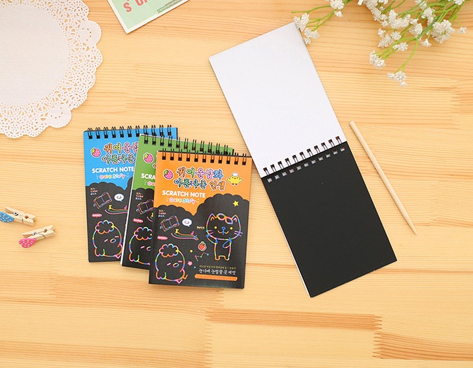 สมุดโน๊ตขูดสีรุ้งเล่มเล็กเกาหลี 14x10cm ( 1ชิ้นมี 10 แผ่นโดยประมาณ ) ชิ้นละ 11บาท ✔️พร้อมส่ง (🎲สุ่มลาย) Ohwowshop
