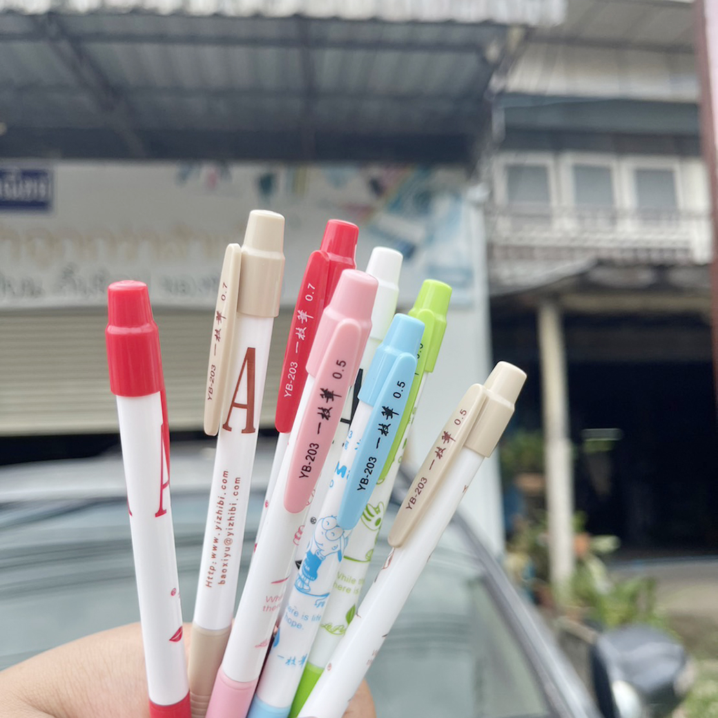 🌈Ball Pen🌈ปากกากดลูกลื่น⚫🔵🔴0.5-0.7mm📌คละลายตามแบบ ✅พร้อมส่ง Ohwowshop ปากกา เครื่องเขียน สี