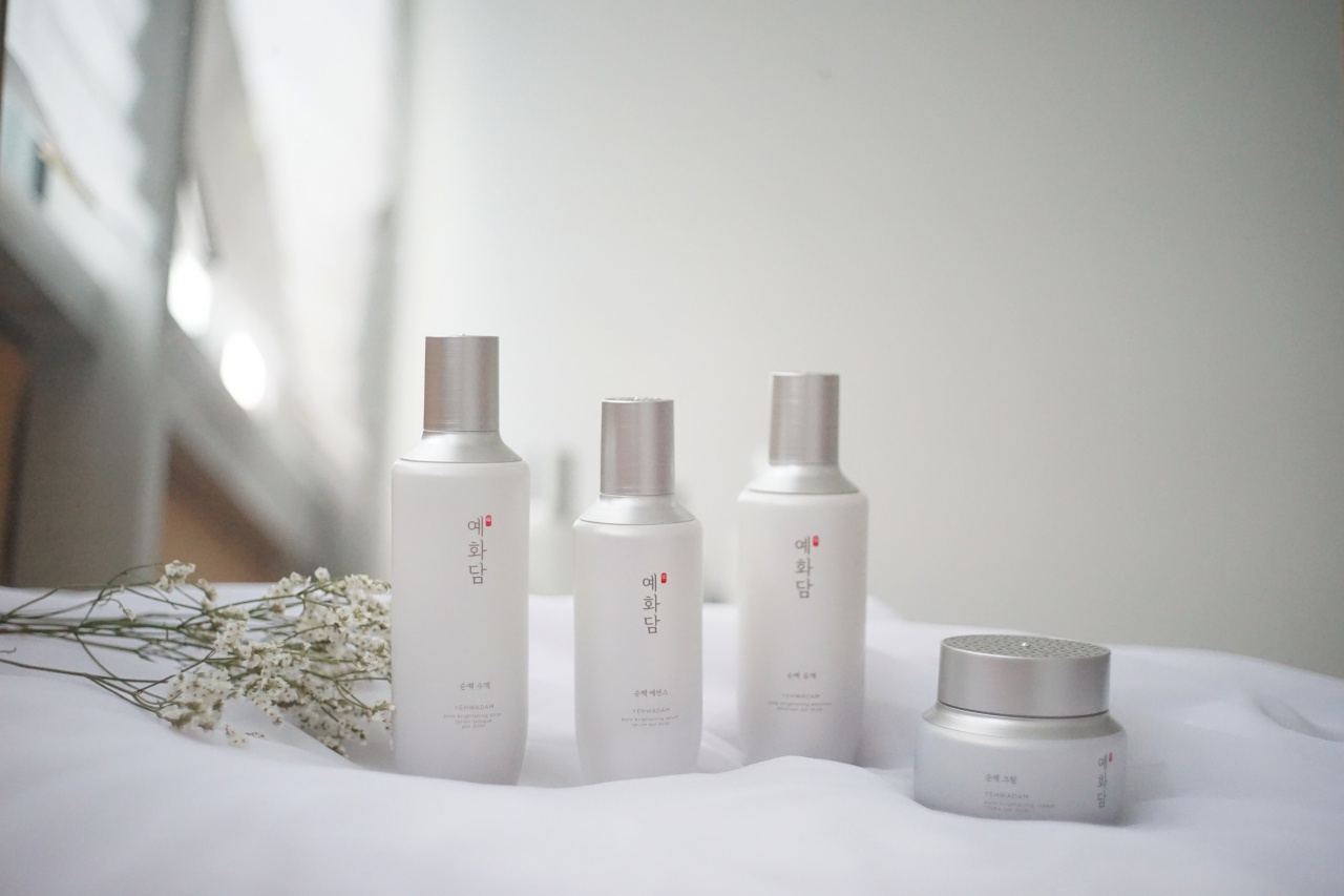 The Faceshop Yehwadam Pure Brightening Serum Set