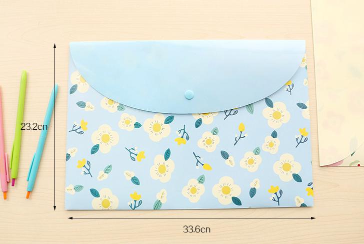 ซองเอกสารลายการ์ตูนสี คละลาย ราคา 7 บาท/ชิ้น ขนาด 33x24 ซ.ม สุ่มลาย