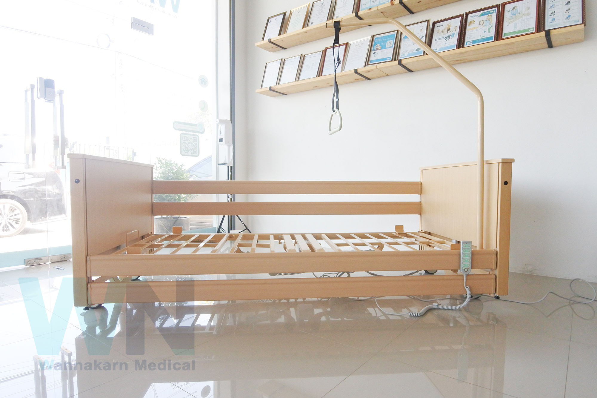 Electric Homecare Bed 5 Function Super Low MK-A-03 เตียงไฟฟ้าสำหรับพักฟื้นที่บ้าน