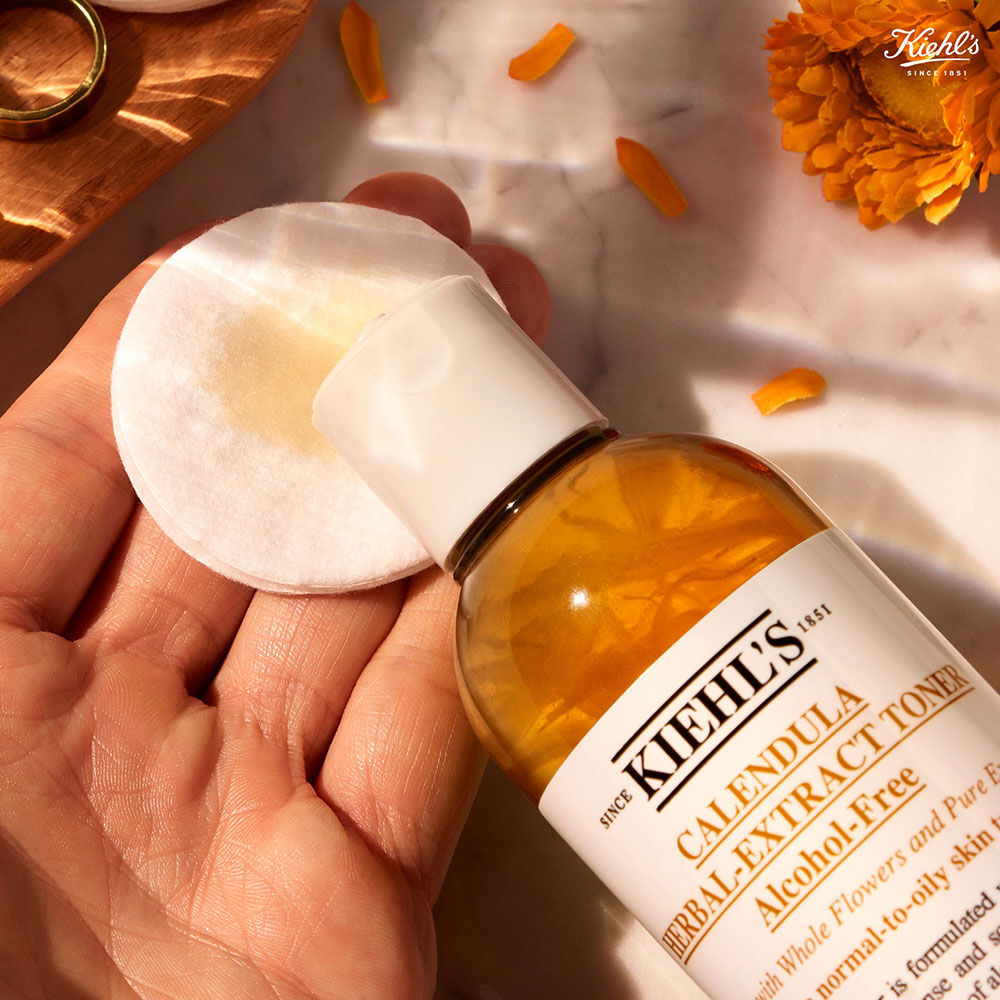 Kiehl's Calendula Herbal Extract Toner Alcohol-Free 40 ml.
