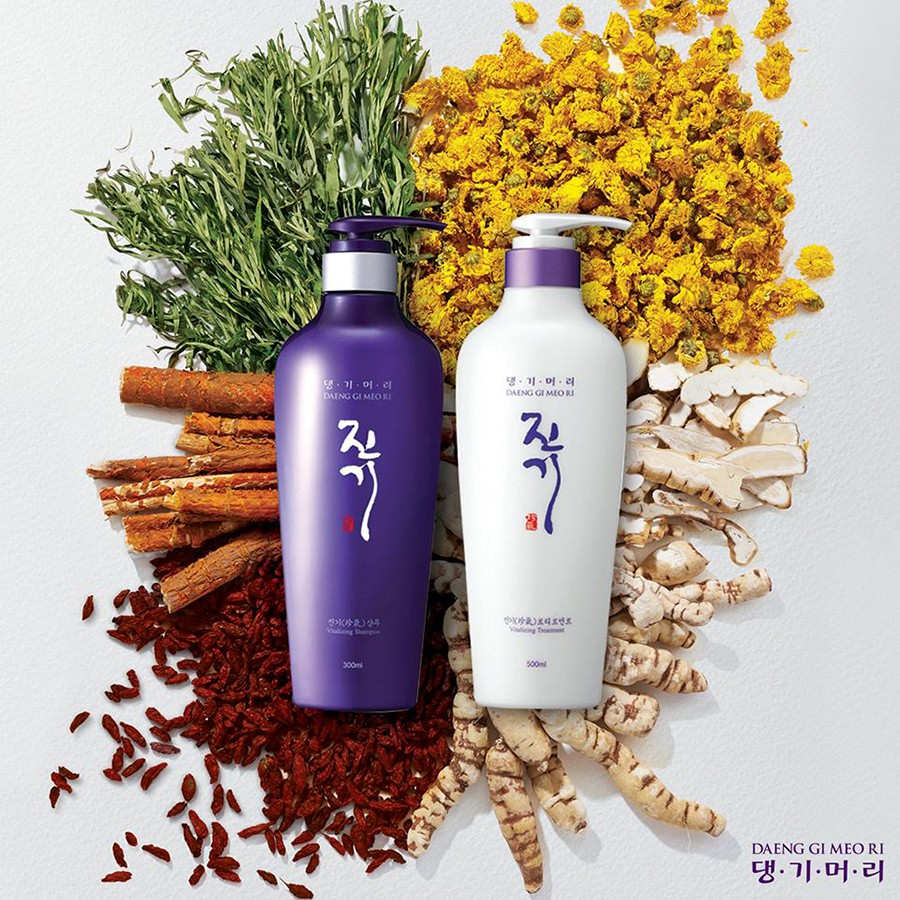 Daeng Gi Meo Ri Vitalizing Hair Loss Care Set