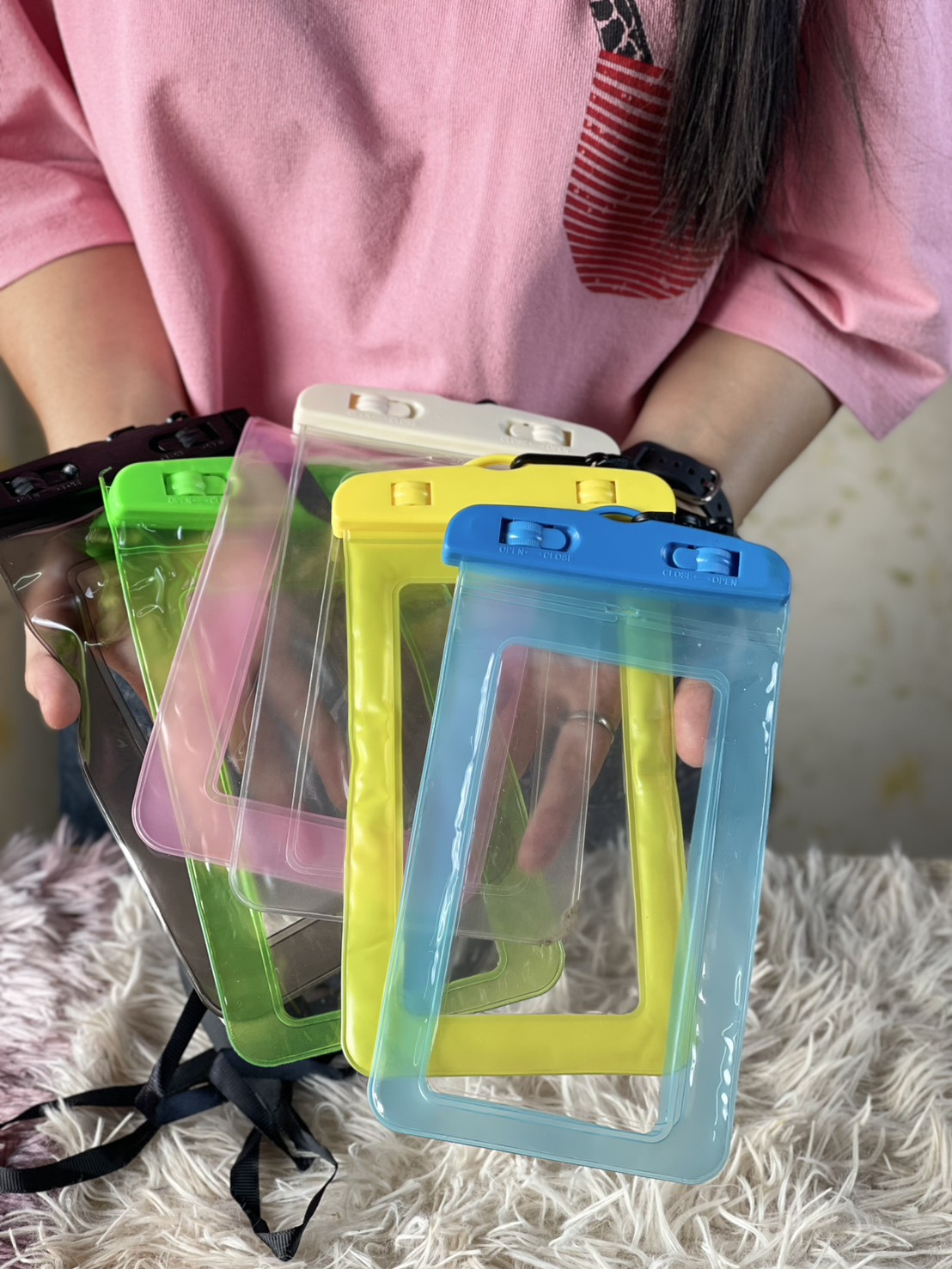 💦ซองกันน้ำ💦🌈ซองโทรศัพท์ ซองมือถือ หลากสี ขอบขุ่น21x11💯ฟรีสายคล้องคอ ทัชสกรีนได้✅พร้อมส่งในไทย กันน้ำ ซอง