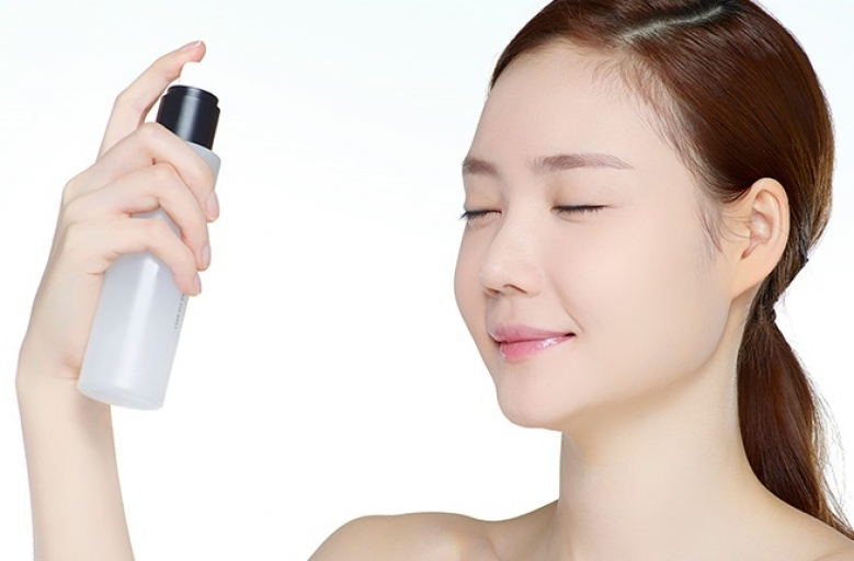 Espoir Face Prime Glow Fix Mist 120 ml.
